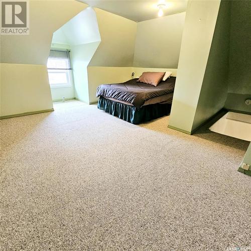 4 Walker Avenue, Yarbo, SK - Indoor