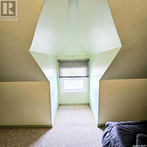 4 Walker Avenue, Yarbo, SK - Indoor