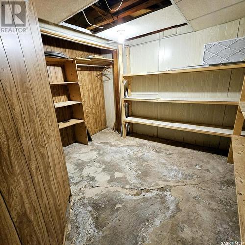 4 Walker Avenue, Yarbo, SK - Indoor