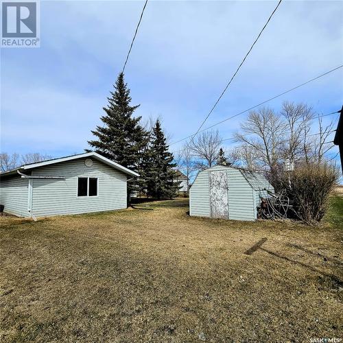 4 Walker Avenue, Yarbo, SK - Outdoor