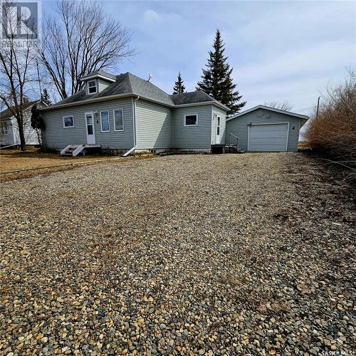 4 Walker Avenue, Yarbo, SK - Outdoor