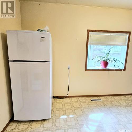 4 Walker Avenue, Yarbo, SK - Indoor