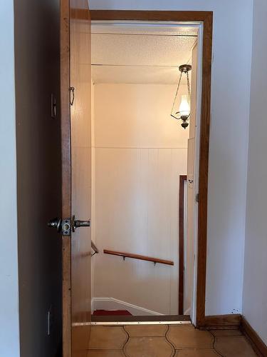 Escalier - 10532 Av. Pigeon, Montréal (Montréal-Nord), QC - Indoor