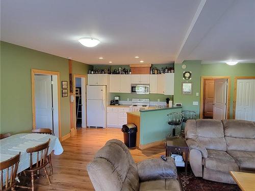 326 Tower Rd, Bamfield, BC 