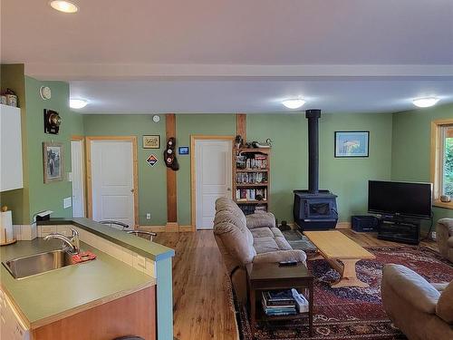 326 Tower Rd, Bamfield, BC 