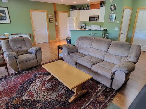 326 Tower Rd, Bamfield, BC 