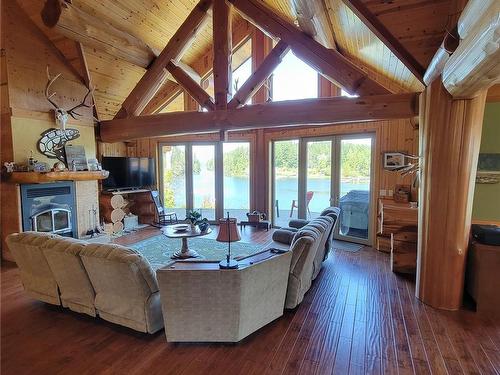 326 Tower Rd, Bamfield, BC 