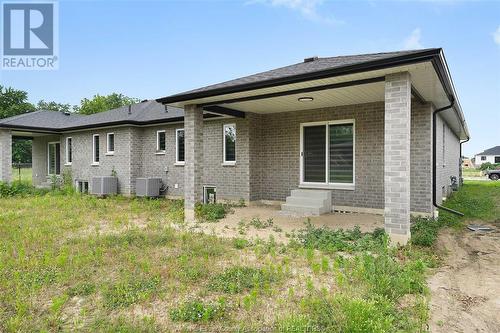 490 Jolly, Lasalle, ON - Outdoor