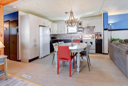 Cuisine - 75 Rue De La Cascade, Saint-Côme, QC - Indoor Photo Showing Other Room