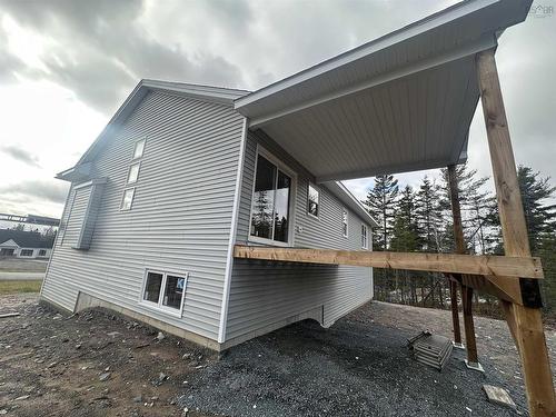 744 682 Celebration Drive, Fall River, NS 