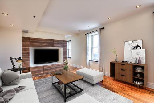Living room - 903-65 Boul. René-Lévesque E., Montréal (Ville-Marie), QC - Indoor Photo Showing Living Room