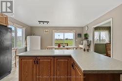 Large Island - lots of cupboards. - 