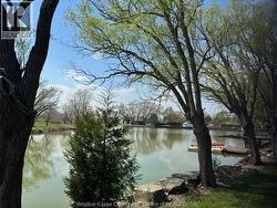 429 EAST RUSCOM RIVER ROAD  Lakeshore, ON N0R 1S0