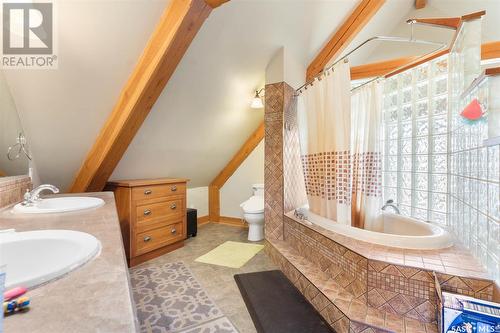 Cao Residence, Corman Park Rm No. 344, SK - Indoor Photo Showing Bathroom