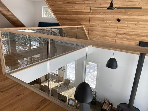 Mezzanine - 174 Ch. Du Tour-Du-Lac, Lac-Supérieur, QC - Indoor Photo Showing Other Room