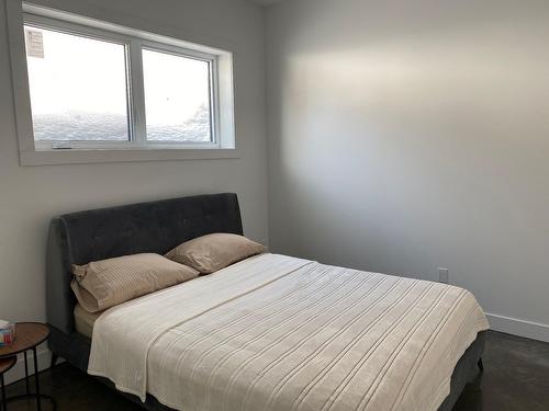 Bedroom - 174 Ch. Du Tour-Du-Lac, Lac-Supérieur, QC - Indoor Photo Showing Bedroom