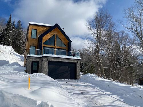 Frontage - 174 Ch. Du Tour-Du-Lac, Lac-Supérieur, QC - Outdoor