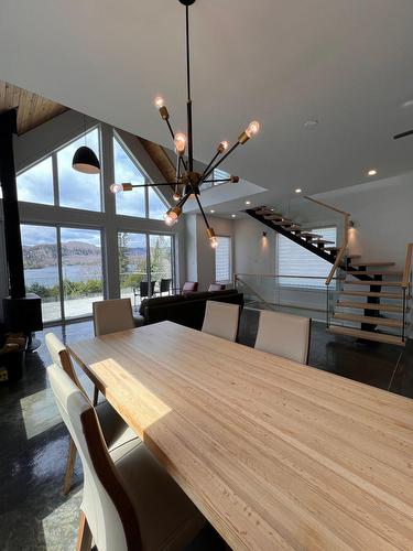 Interior - 174 Ch. Du Tour-Du-Lac, Lac-Supérieur, QC - Indoor Photo Showing Dining Room