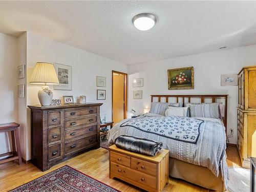 112 Cairns Pl, Salt Spring, BC 