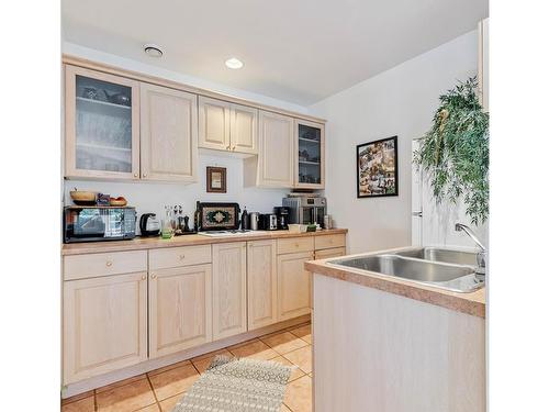 112 Cairns Pl, Salt Spring, BC 