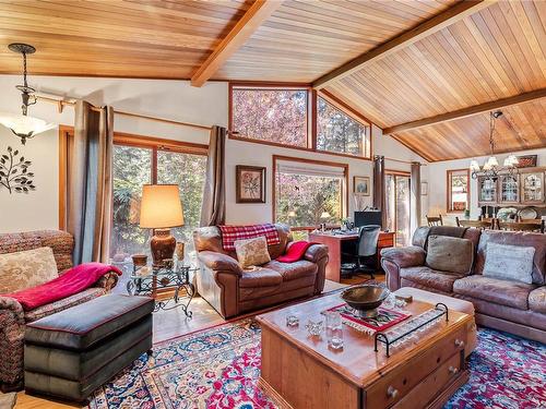 112 Cairns Pl, Salt Spring, BC 