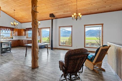 495 Snider Road, Lister, BC - Indoor