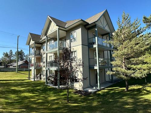 210-4767 Forsters Landing Road, Radium Hot Springs, BC - Outdoor With Balcony