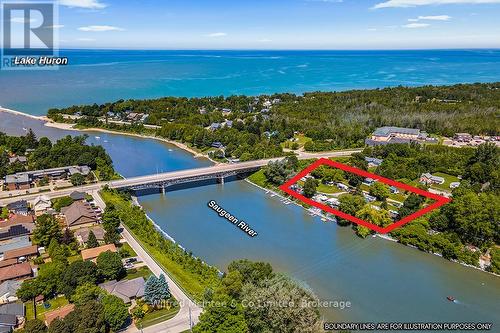 121 South Rankin Street, Saugeen Shores, ON 