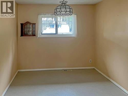 1204 Alexander Drive, Golden, BC - Indoor Photo Showing Other Room
