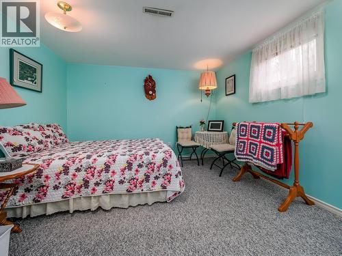 1204 Alexander Drive, Golden, BC - Indoor Photo Showing Bedroom