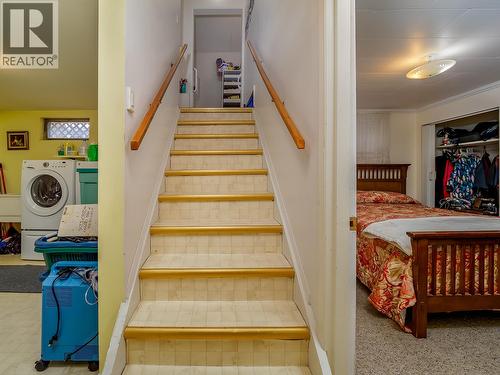 1204 Alexander Drive, Golden, BC - Indoor Photo Showing Other Room