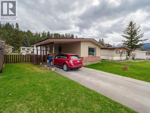 1204 Alexander Drive, Golden, BC - Outdoor