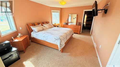 109 Parkview Place, Shellbrook, SK - Indoor Photo Showing Bedroom