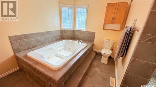 109 Parkview Place, Shellbrook, SK - Indoor Photo Showing Bathroom