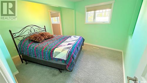109 Parkview Place, Shellbrook, SK - Indoor Photo Showing Bedroom