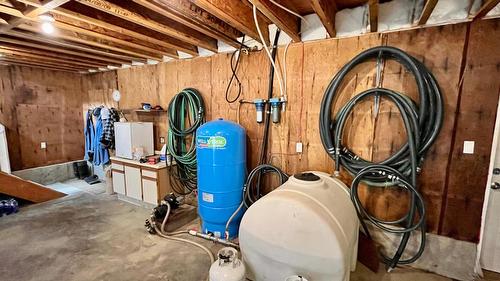 Lots 71-72 Harrison Road, Arrow Park, BC - Indoor Photo Showing Basement