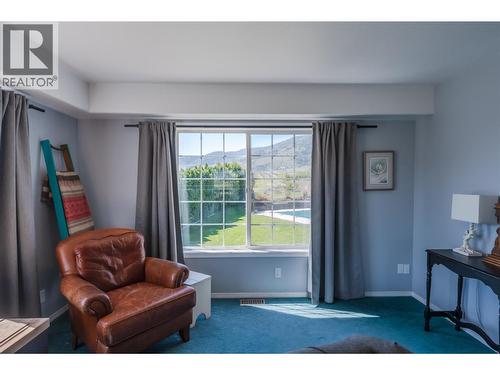 445 5 Road, Oliver, BC - Indoor