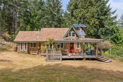 10 Windham Rd, Lasqueti Island, BC 