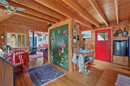 10 Windham Rd, Lasqueti Island, BC 