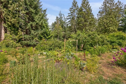 10 Windham Rd, Lasqueti Island, BC 