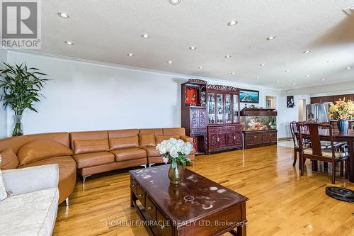 331 Tornado Drive, Bradford West Gwillimbury, ON 