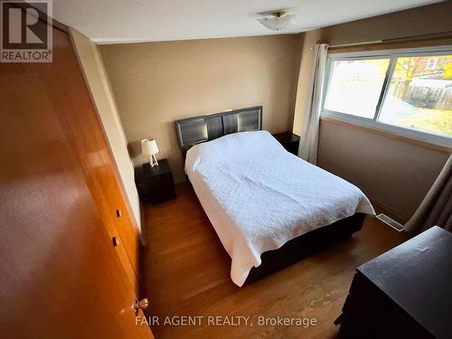 175 Fourth Avenue, Kitchener, ON - Indoor Photo Showing Bedroom