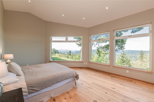 153 Southern Way, Salt Spring, BC 