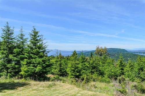 153 Southern Way, Salt Spring, BC 