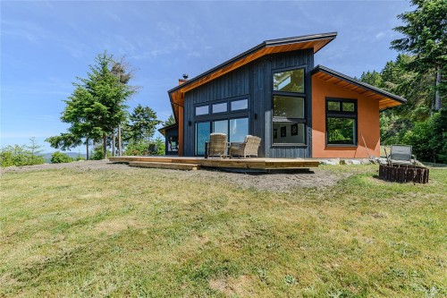 153 Southern Way, Salt Spring, BC 