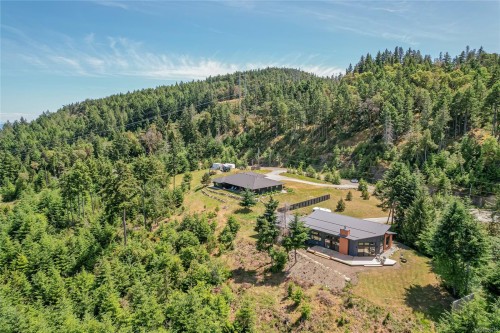 153 Southern Way, Salt Spring, BC 
