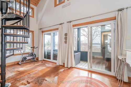 3854 Is 630 Georgian Bay, Georgian Bay (Baxter), ON - Indoor Photo Showing Other Room