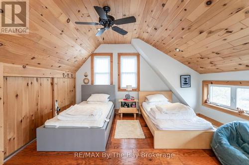 3854 Is 630 Georgian Bay, Georgian Bay (Baxter), ON - Indoor Photo Showing Bedroom