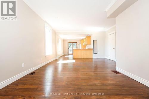 122 Trinity Street, Stratford, ON - Indoor Photo Showing Other Room