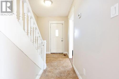 122 Trinity Street, Stratford, ON - Indoor Photo Showing Other Room